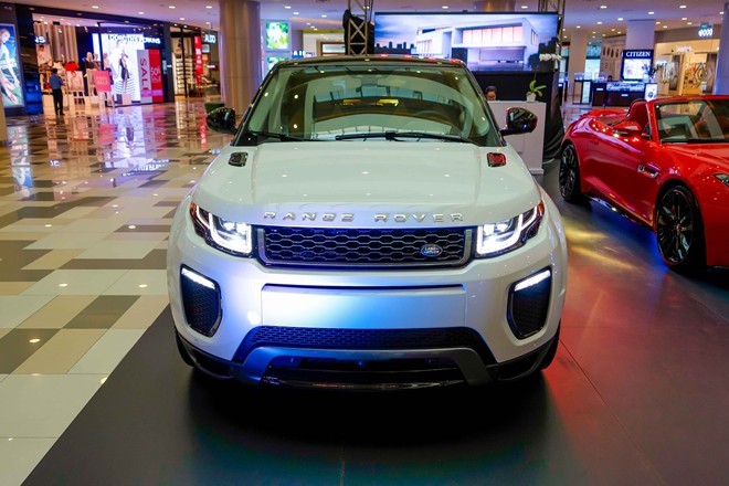 Can canh Land Rover Evoque 2016 chinh hang tai Viet Nam